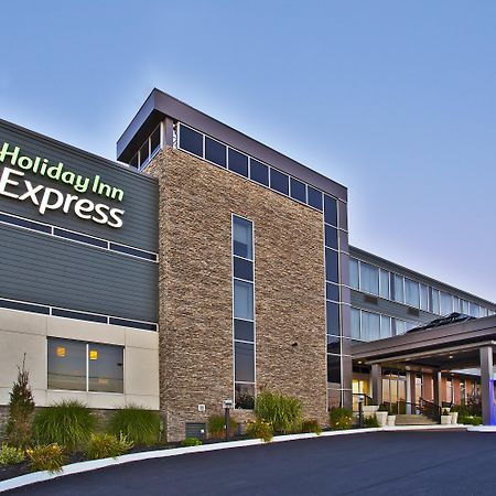 Holiday Inn Express - Sault Ste. Marie By Ihg Су-Сент-Мари Экстерьер фото